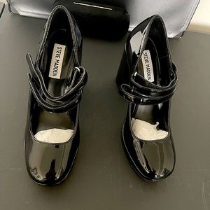 Steve Madden  Double Strap Mary Jane Double Stacked Womans Shoe